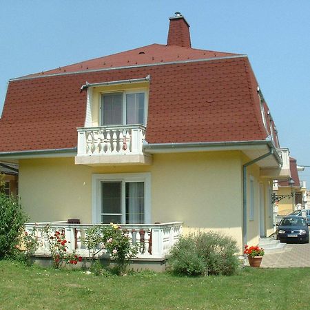 Apartmanhaz Cedrus 8 Zalakaros Exteriör bild